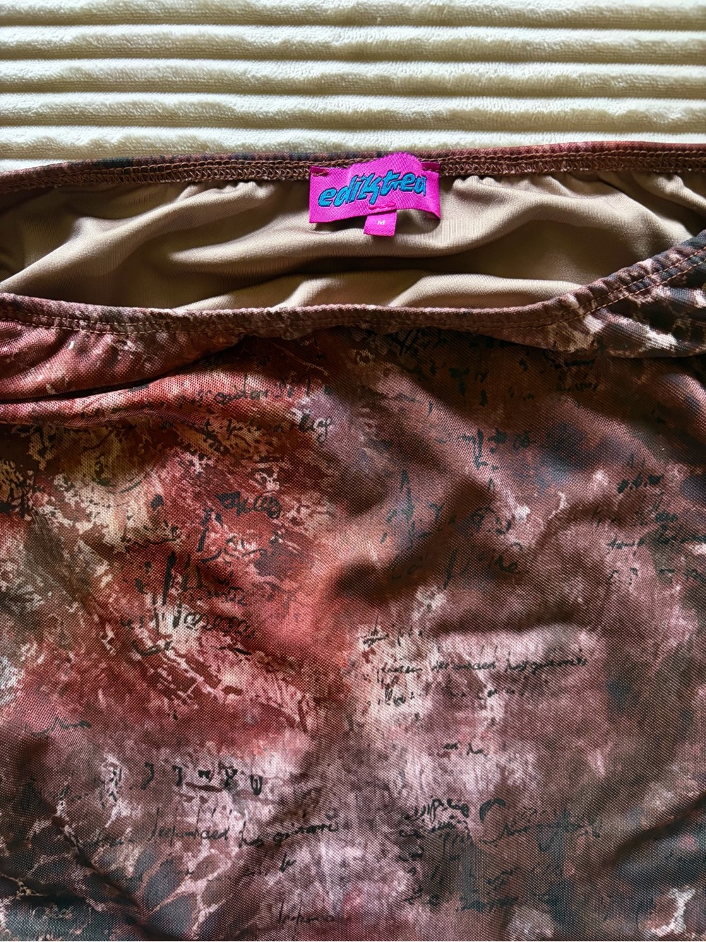 Edikted Rust-Brown Printed Mini Skirt